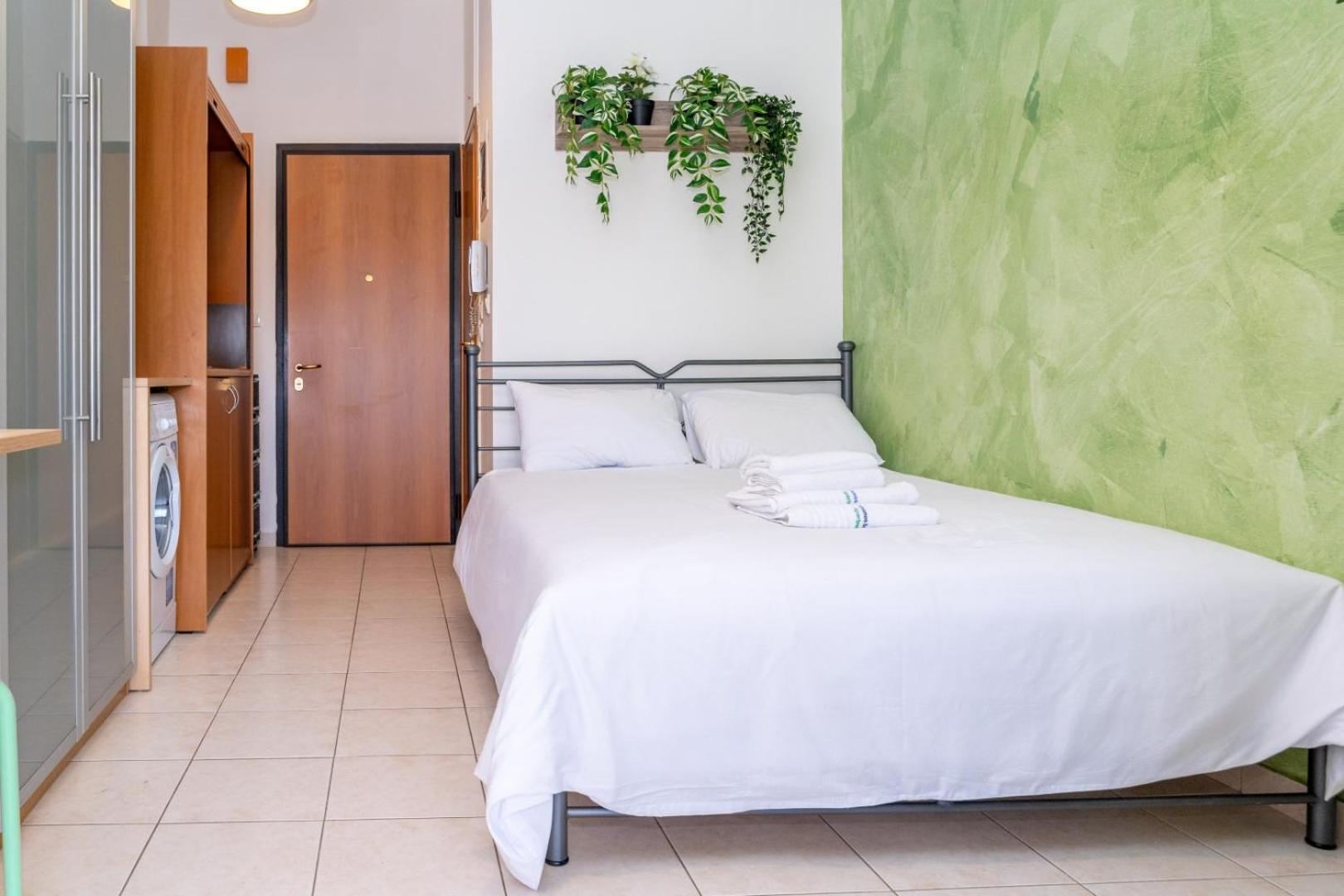 Kosmos Sercvice Apartment Beautiful Studio 2 With Additional Cost Parking 塞萨洛尼基 外观 照片
