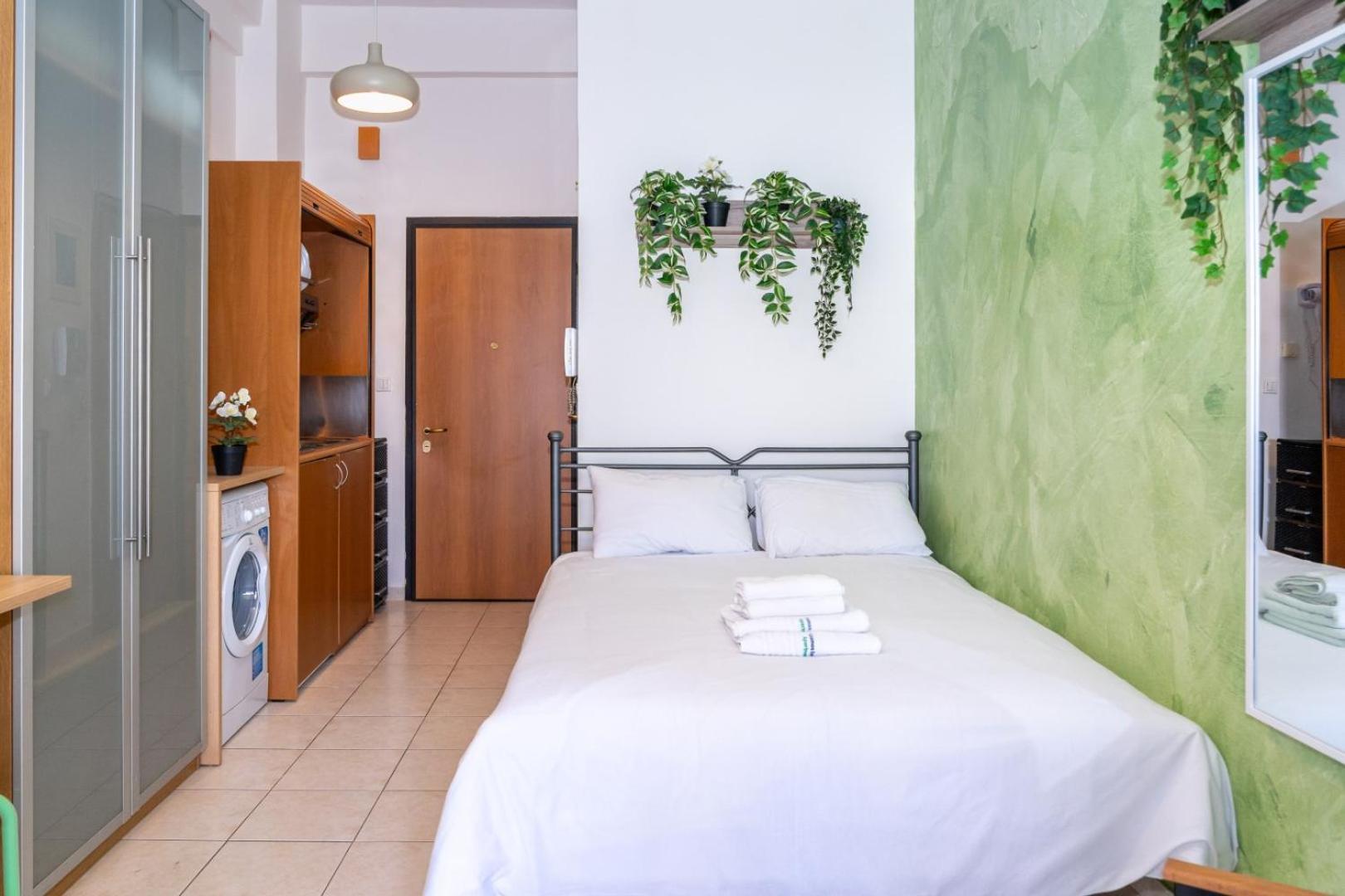 Kosmos Sercvice Apartment Beautiful Studio 2 With Additional Cost Parking 塞萨洛尼基 外观 照片