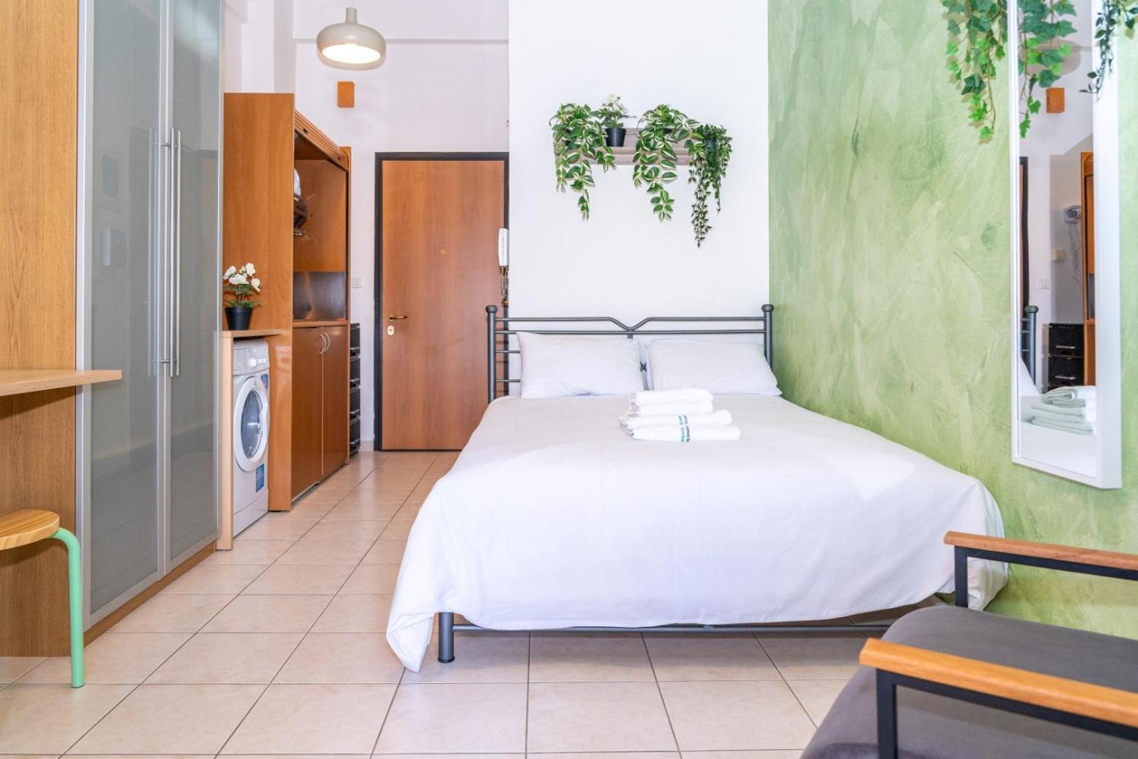 Kosmos Sercvice Apartment Beautiful Studio 2 With Additional Cost Parking 塞萨洛尼基 外观 照片